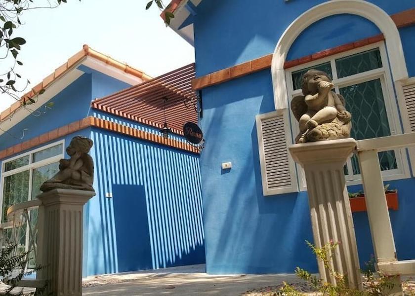 Ratchaburi Suan Phueng Exterior