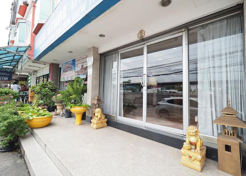Pathum Thani Province Khlong Luang Terrace/patio