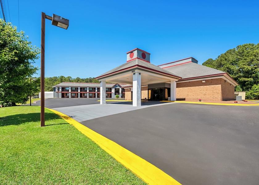 North Carolina Sanford Exterior Detail