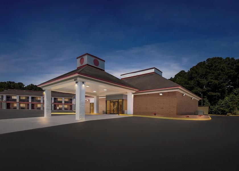 North Carolina Sanford Exterior Detail