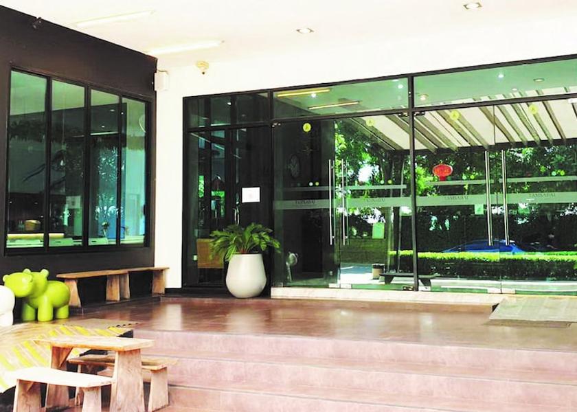 Nakhon Sawan Nakhon Sawan Interior Entrance