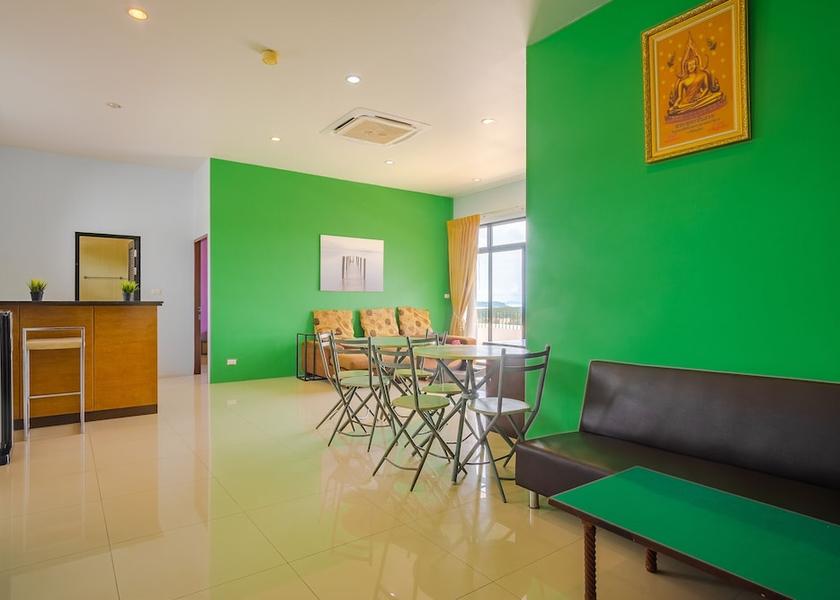 Phuket Province Ratsada Living room