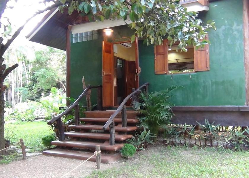  Thai Mueang Exterior Detail