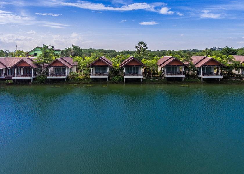 Nakhon Si Thammarat Province Phra Phrom Surrounding environment