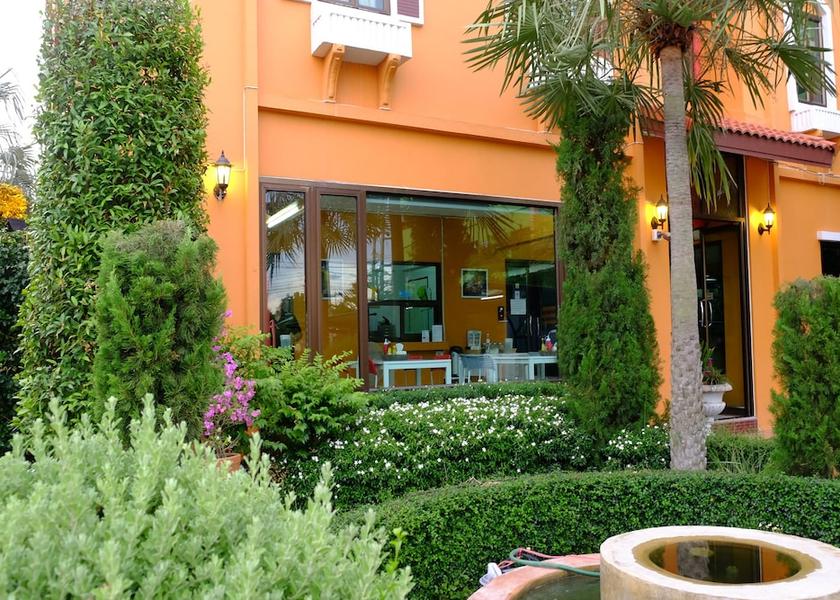 Chonburi pluak daeng Garden