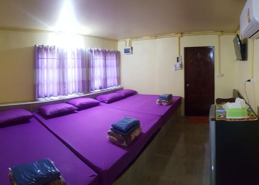 Chonburi Ko Sichang Room