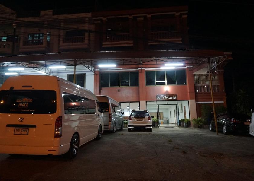 Nan Pua Front of property - evening/night