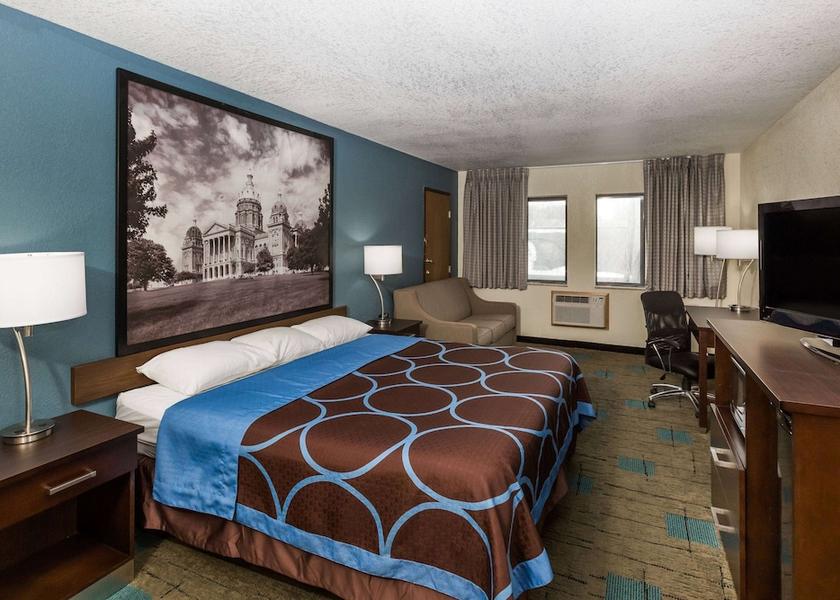 Iowa Urbandale Room