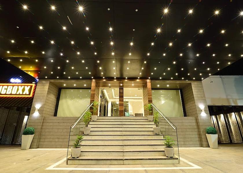 Uttar Pradesh Prayagraj Facade