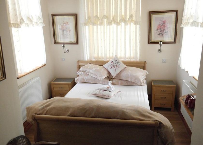 Wales Tenby Room