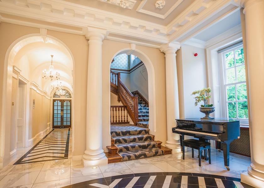 England Kings Langley Reception