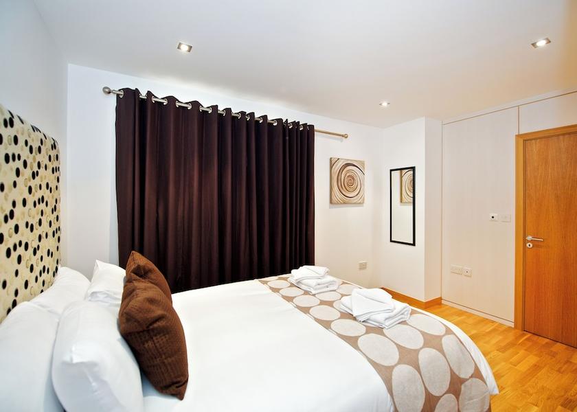 Scotland Edinburgh Room