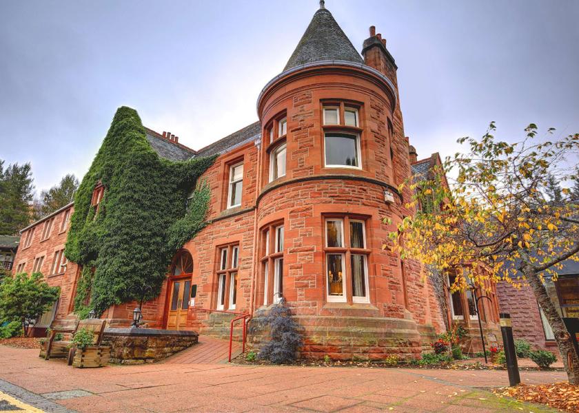 Scotland Ballater Hotel Exterior