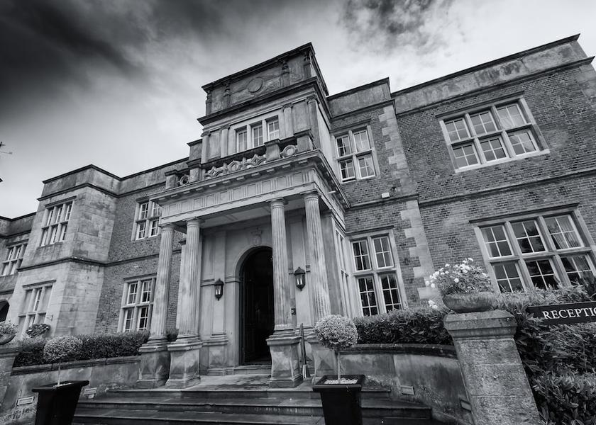 England Crewe Entrance