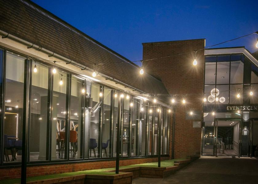 England Kenilworth Meeting Room