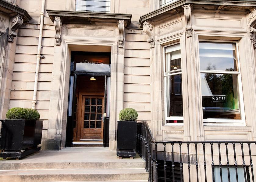 Scotland Edinburgh Property entrance