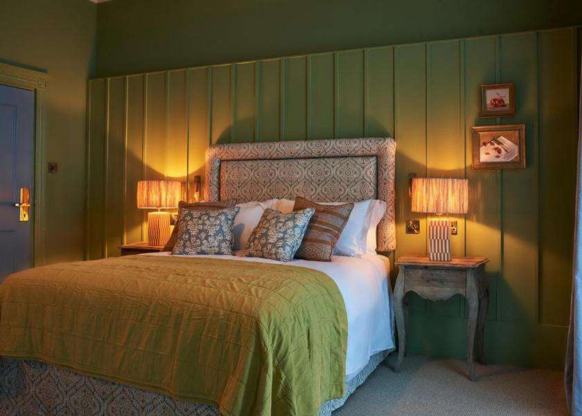 England Dorking Comfy Room