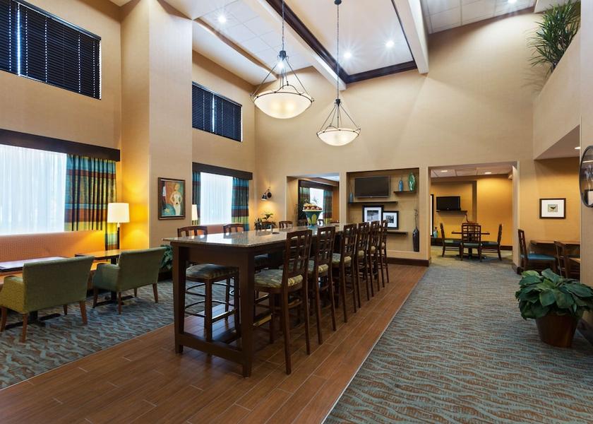 Florida Leesburg Lobby