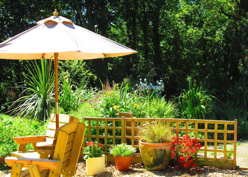 England Totland Bay Garden