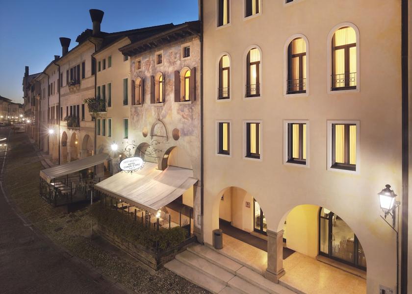 Veneto Conegliano Front of property