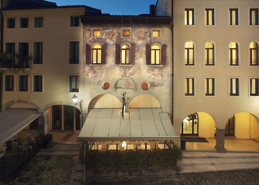 Veneto Conegliano Front of property