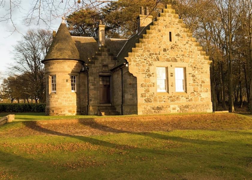 Scotland Leven Facade