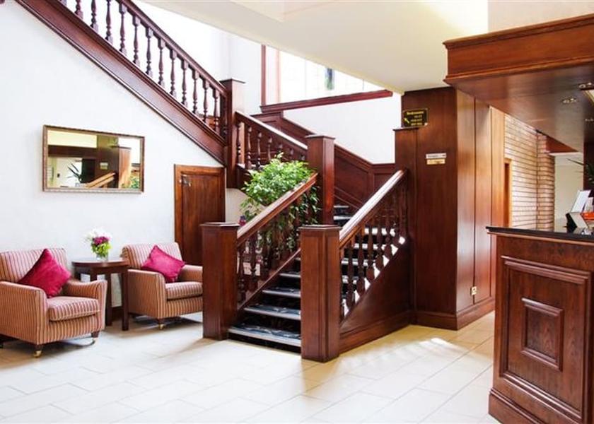 England Redditch Lobby