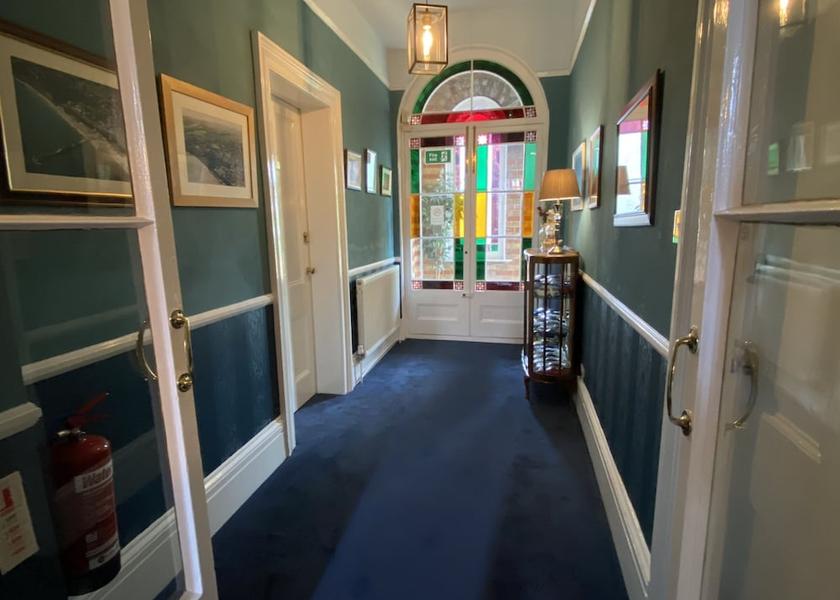 England Shanklin Lobby