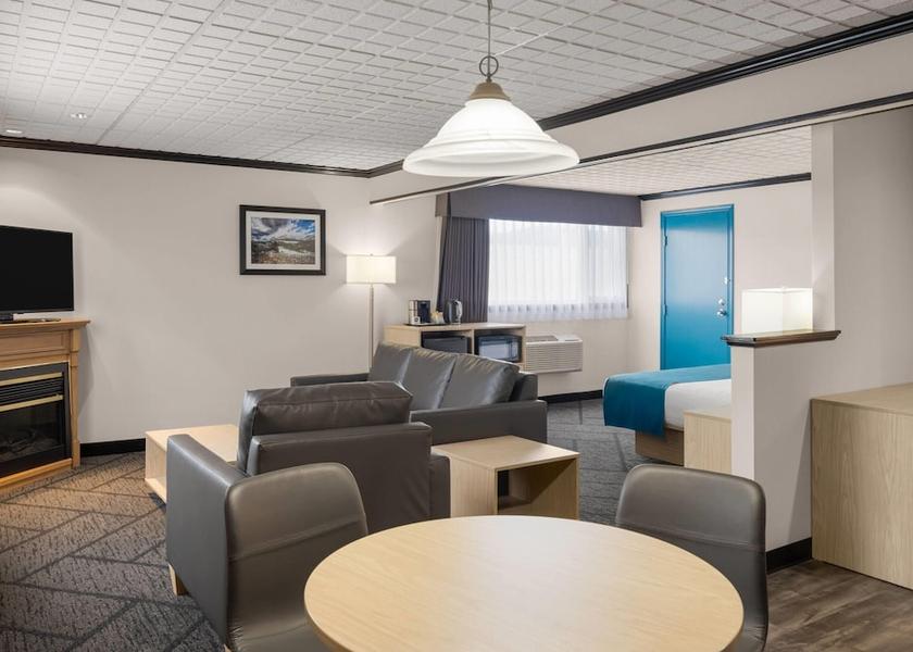 Yukon Whitehorse Room