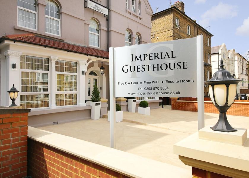 England Hounslow Front of property