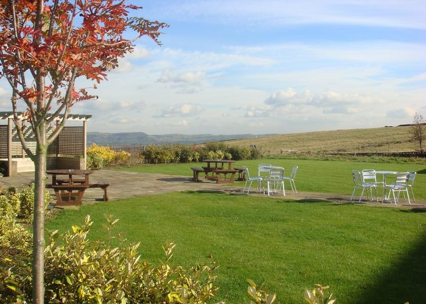 England Holmfirth Property Grounds