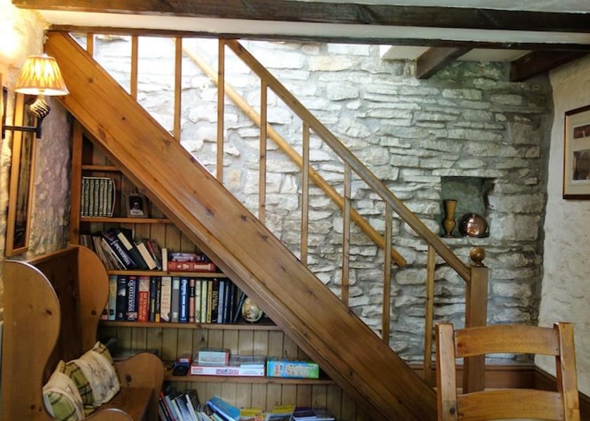 England Alston Lobby