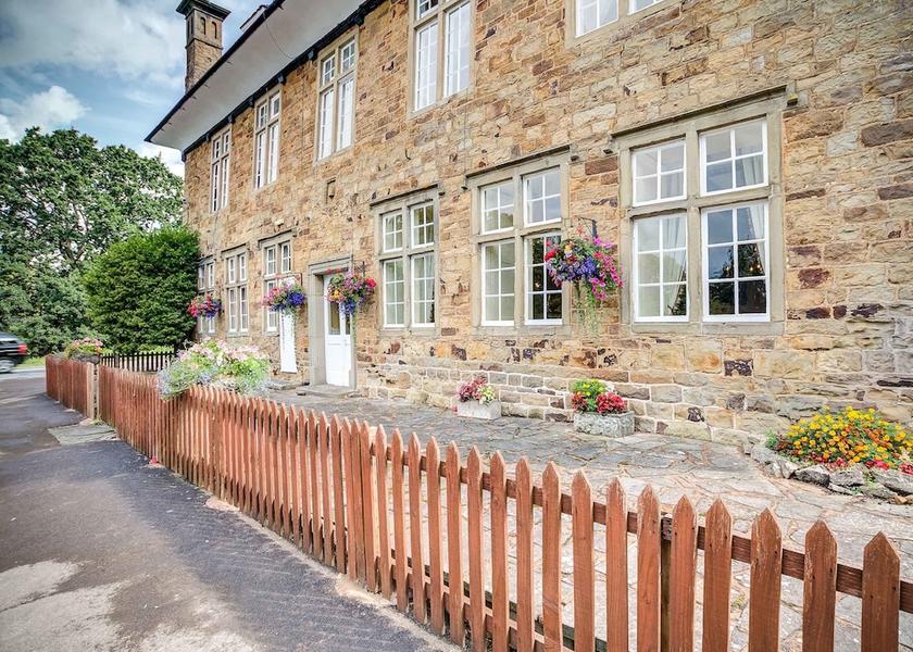 England Coleford Exterior Detail