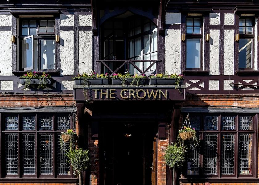 England Chertsey Facade