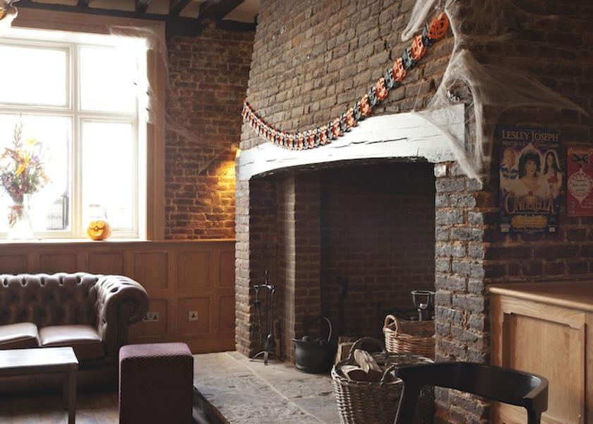 England Berkhamsted Interior Entrance