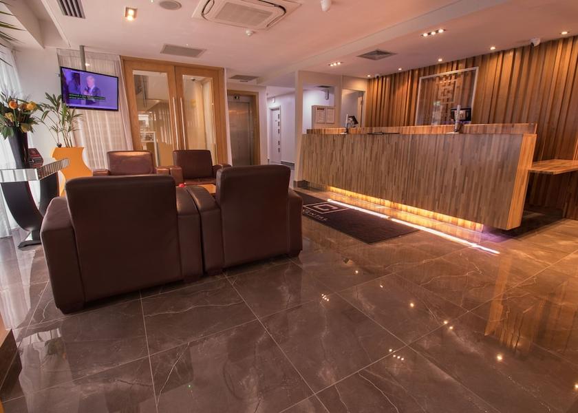 England Hounslow Reception
