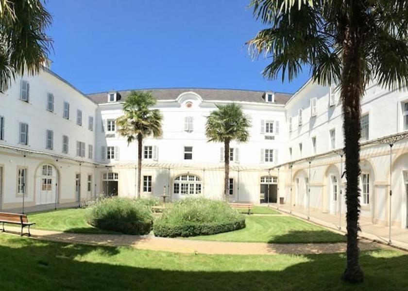 Nouvelle-Aquitaine Mauleon-Licharre Property Grounds