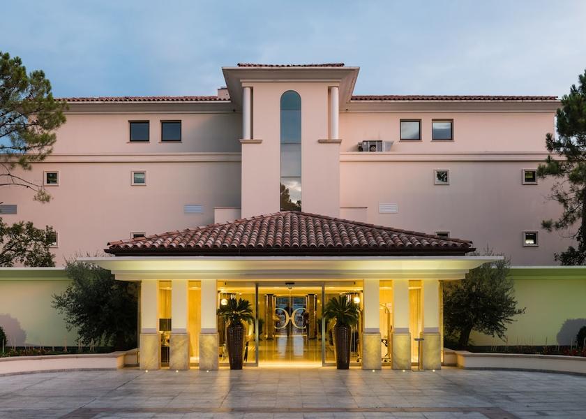 Corsica Porto-Vecchio Facade