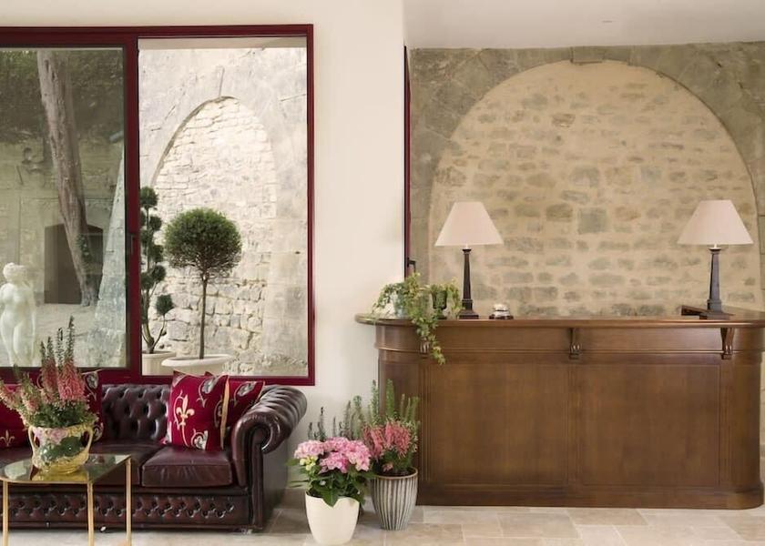 Centre - Loire Valley Sepmes Lobby