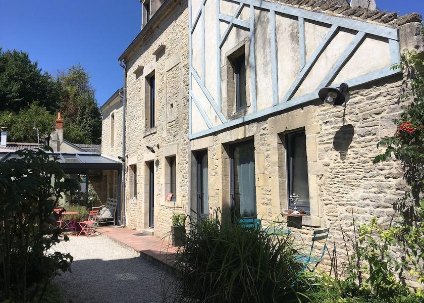 Normandy Ver-sur-Mer Facade