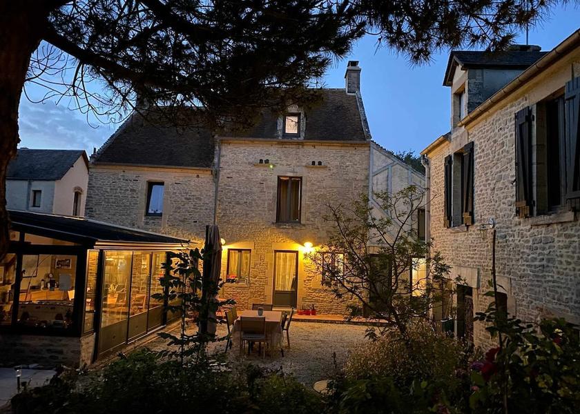 Normandy Ver-sur-Mer Facade