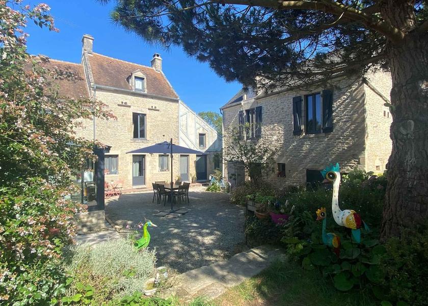 Normandy Ver-sur-Mer Facade