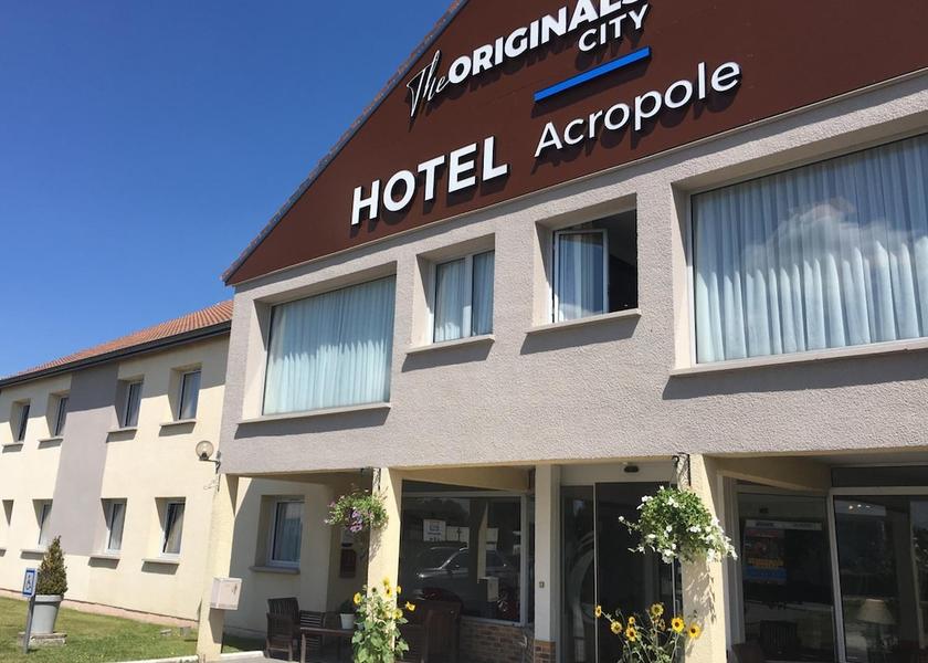 Normandy Bernay Exterior Detail