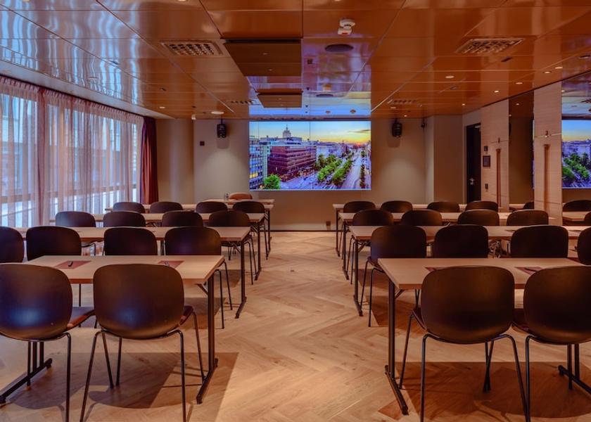  Helsinki Meeting Room