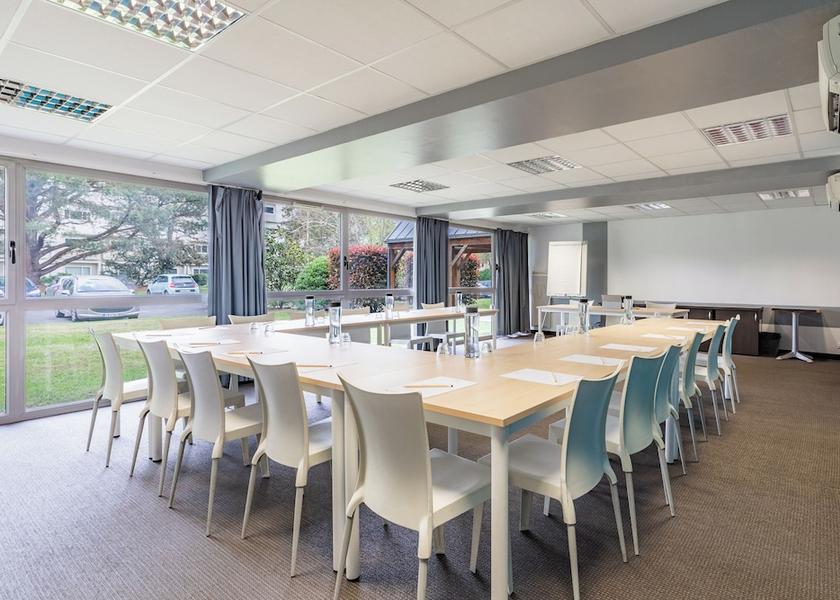 Pays de la Loire Carquefou Meeting Room