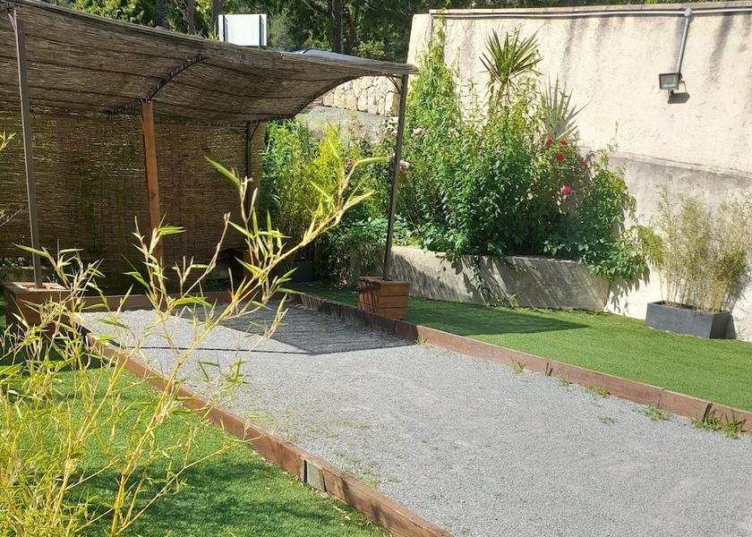 Provence - Alpes - Cote d'Azur Puget-Theniers Exterior Detail