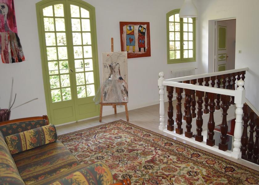 Occitanie Arnaud-Guilhem Interior Entrance