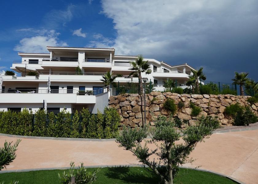 Corsica Grosseto-Prugna Front of property