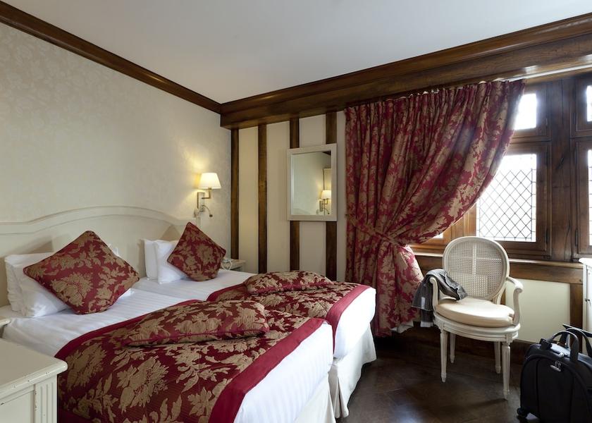 Normandy Le Mont-Saint-Michel Room