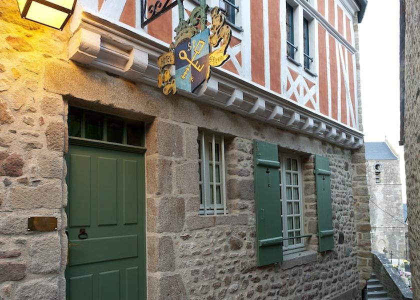 Normandy Le Mont-Saint-Michel Property Grounds